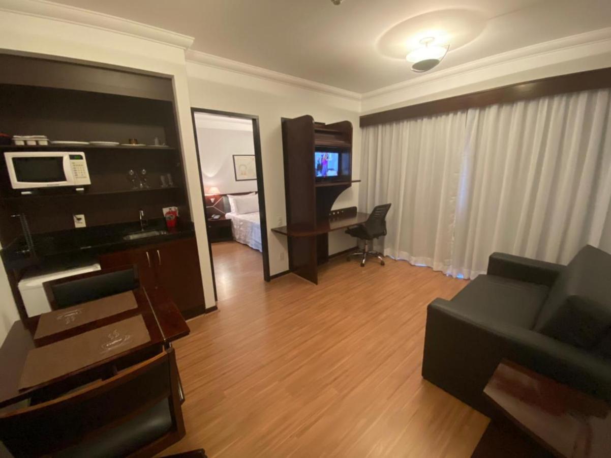 The Palace Tv No Quarto Limpeza Diaria Uh902 * São Paulo