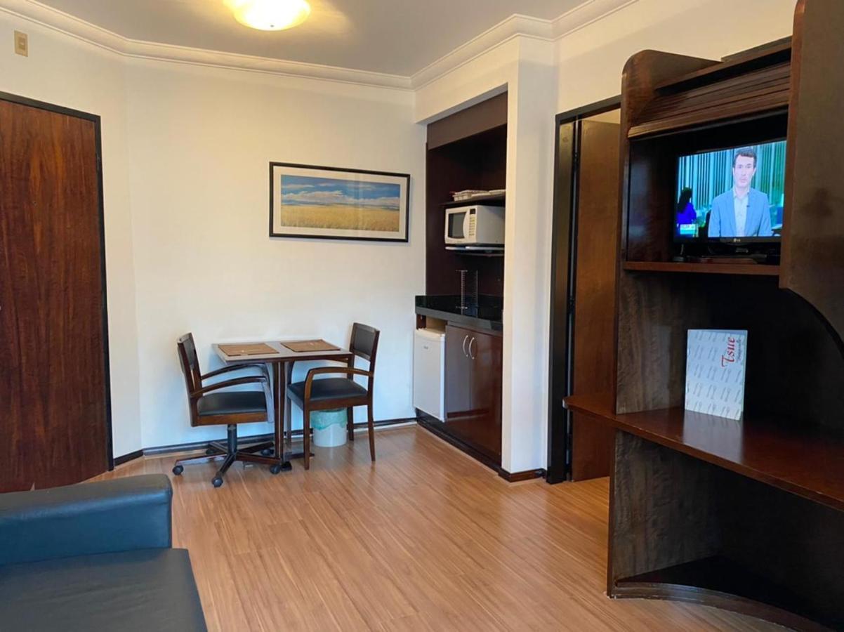 Hotel The Palace Tv No Quarto Limpeza Diaria Uh902 *