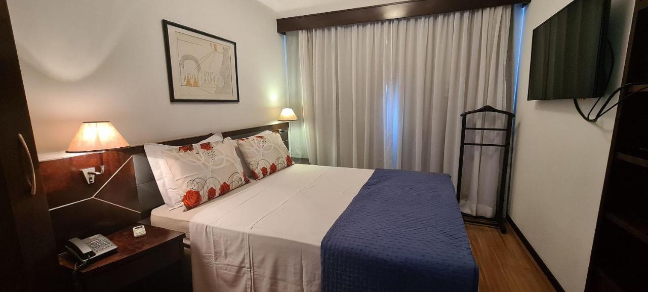 Hotel The Palace Tv No Quarto Limpeza Diaria Uh902